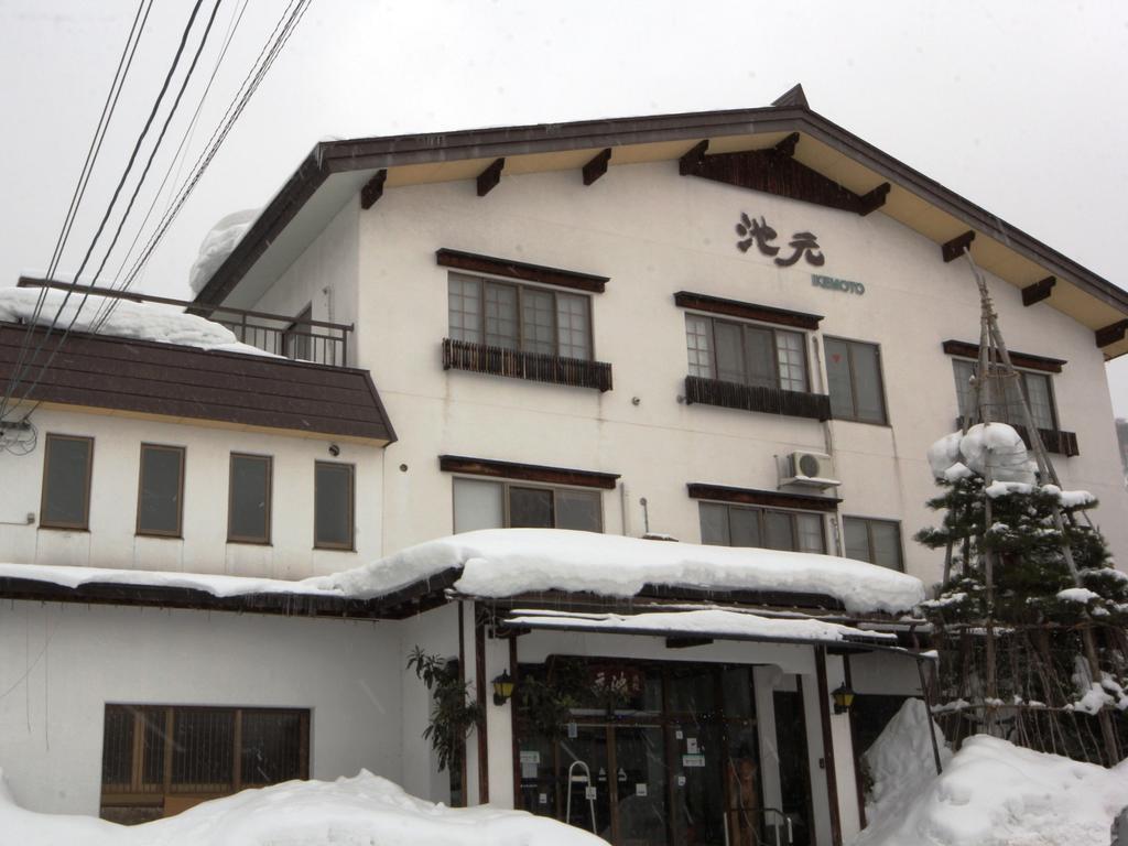 Ikemoto Hotel Nozawaonsen Buitenkant foto